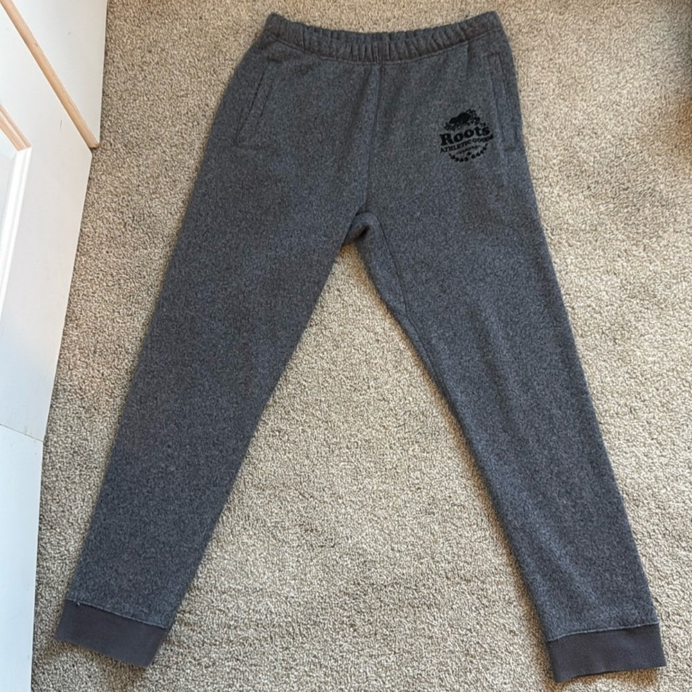 Mens Roots Canada Grey Sweatpants (size medium)